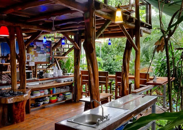 Tico Adventure Lodge *