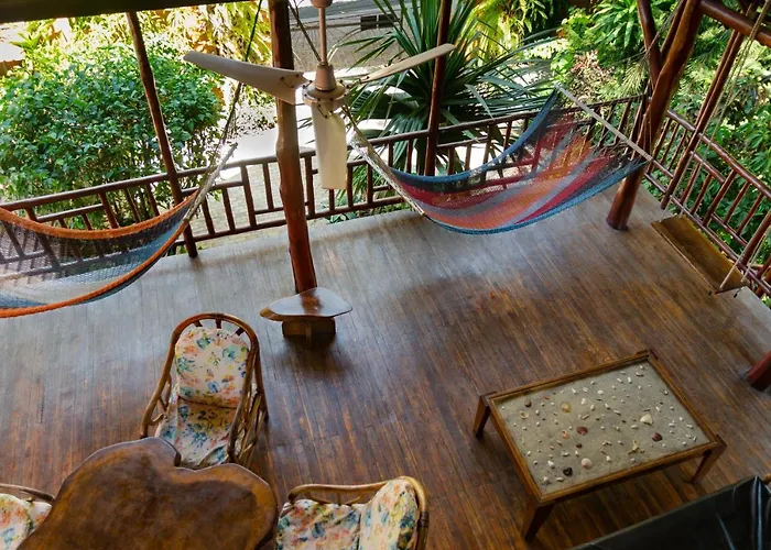 Lodge Tico Adventure *