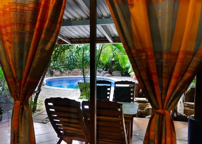 Tico Adventure Lodge *